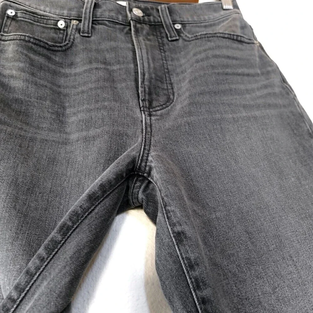 NEW Madewell 90s Perfect Vintage Mom Jean Connell Wash Ripped Edition 26 Gray